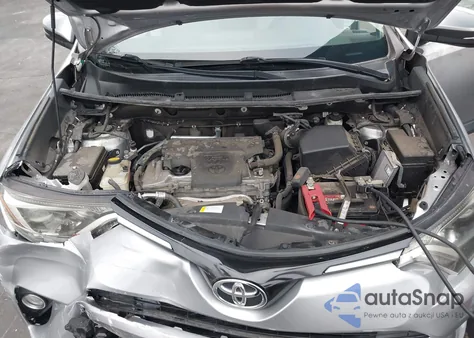2016 Toyota Rav4 Xle z USA, uszkodzony, nr VIN 2T3WFREV5GW305873